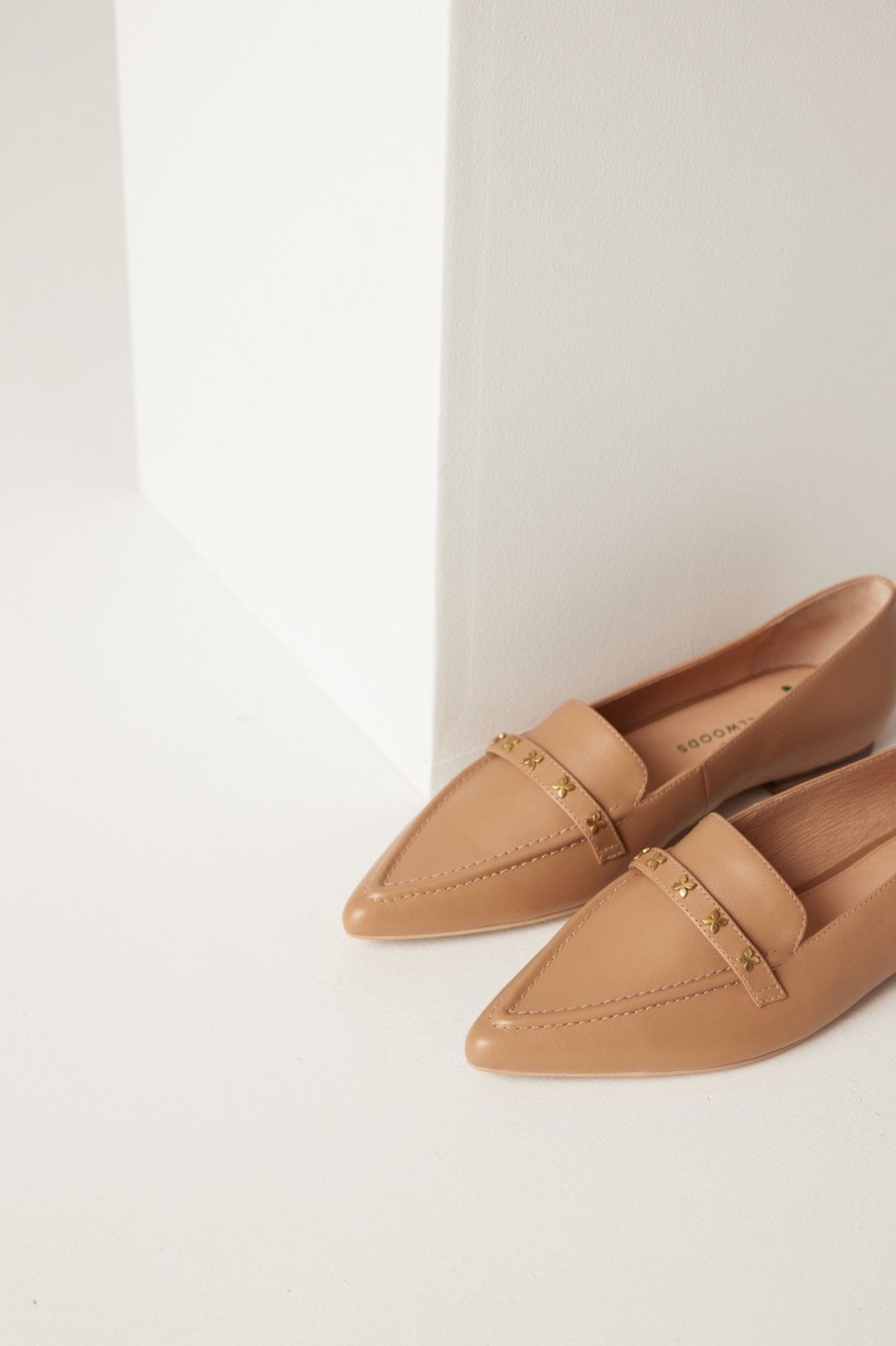 Cable Melbourne Shoes | Millwoods Poplar Pointed Flat - Camel