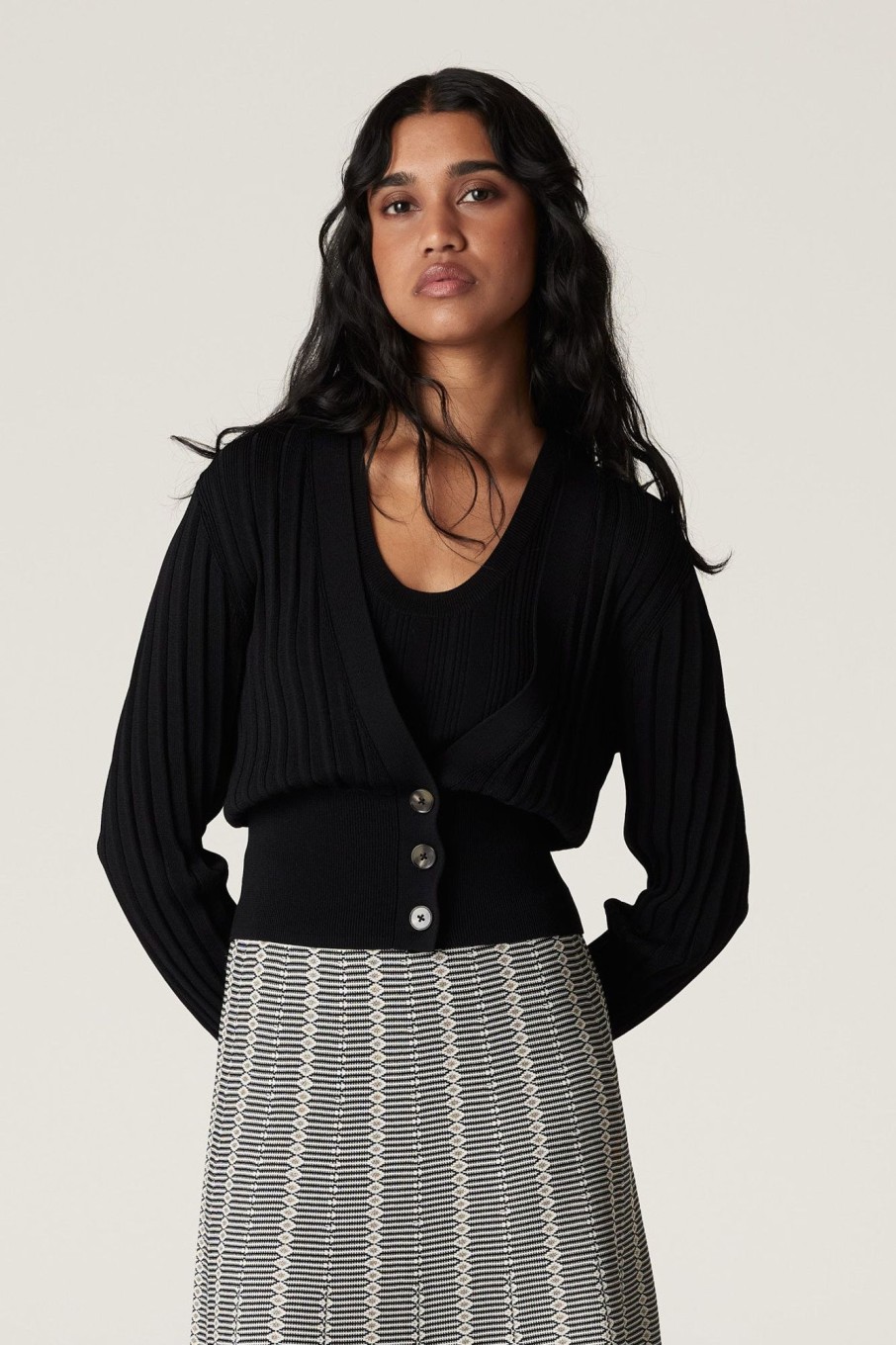 Cable Melbourne Knitwear | Crepe Pleat Cardigan - Black