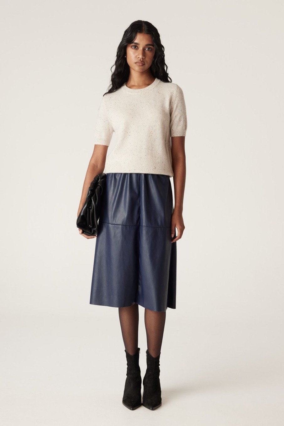 Cable Melbourne Skirts | Arlo Vegan Skirt - Navy