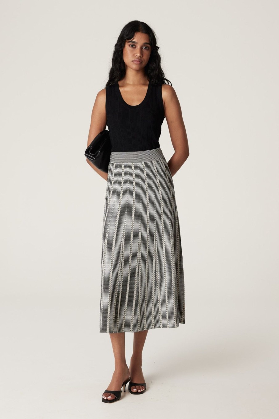 Cable Melbourne Knitwear | Farrah Knit Skirt - Diamond Metallic