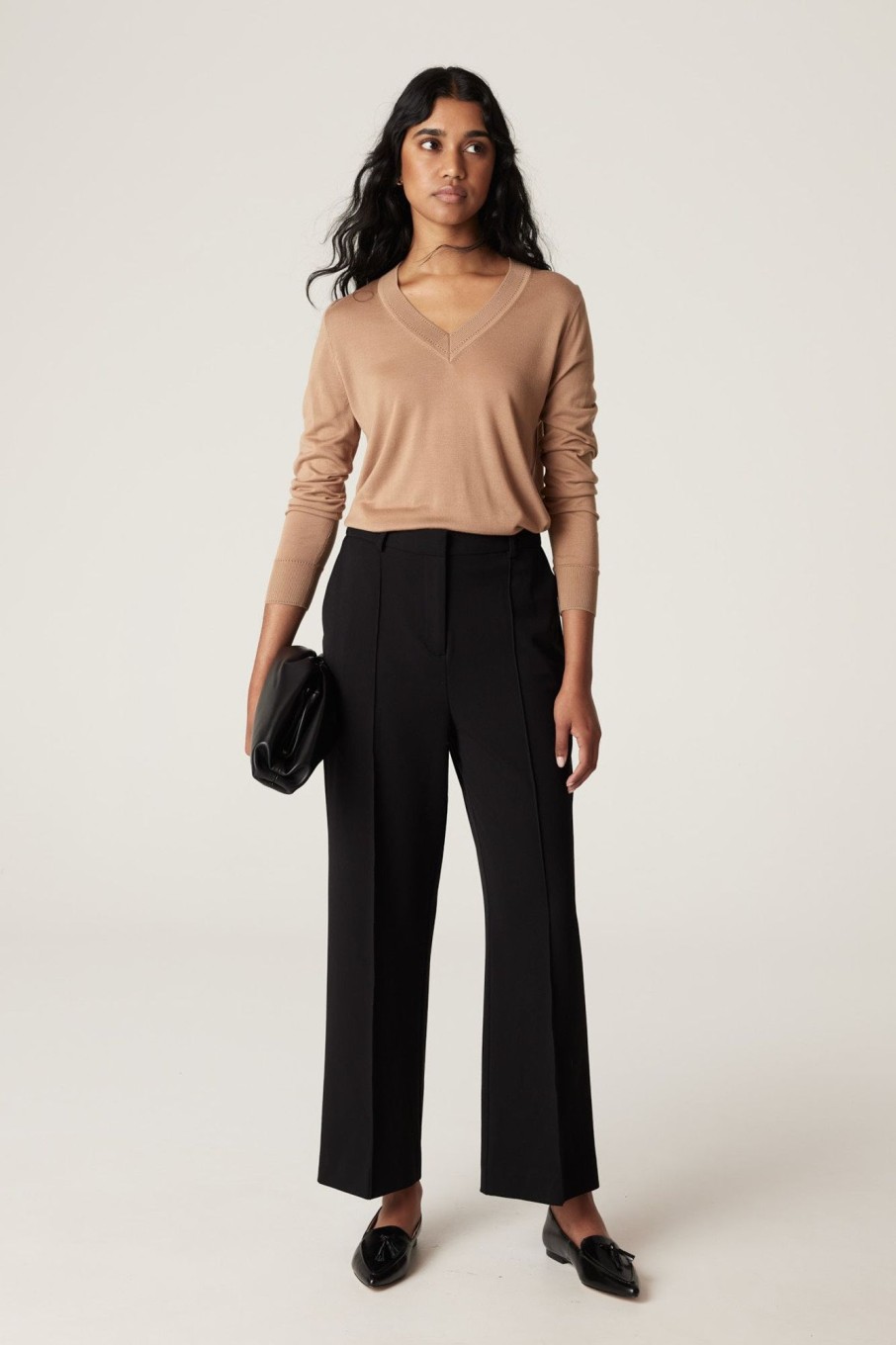 Cable Melbourne Jumpers | Tencel V Neck Jumper - Latte