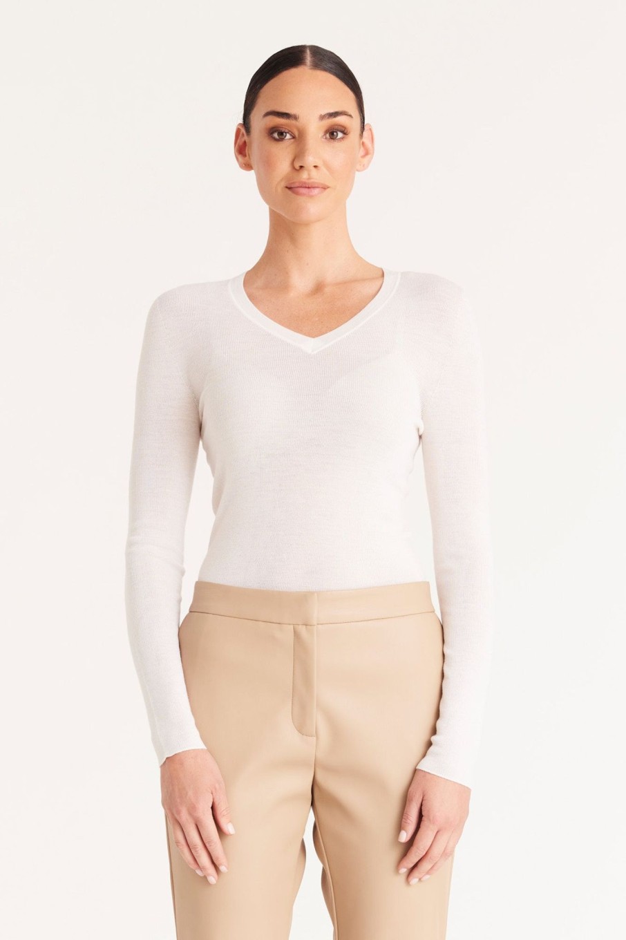 Cable Melbourne Foundation Basics | Babywool Merino Seamless V - White